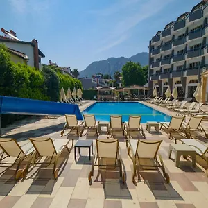 Club Selen *** İçmeler