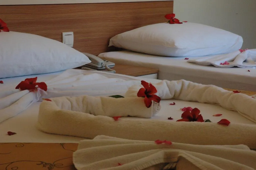 Ercan Han Hotel Icmeler Bed & Breakfast